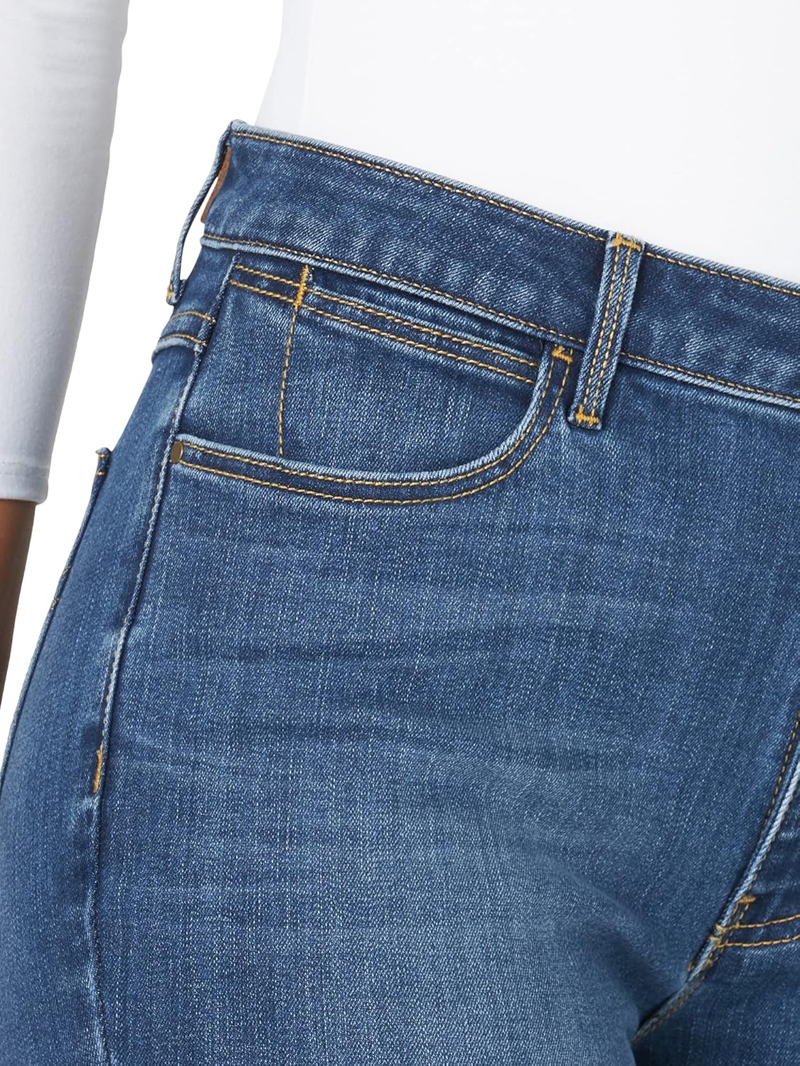 Women's High Rise True Straight Fit Jean