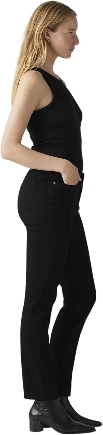 Women's Classic Straight Jeans
